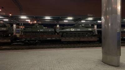 ВСУ перебрасывают на Донбасс воинские части