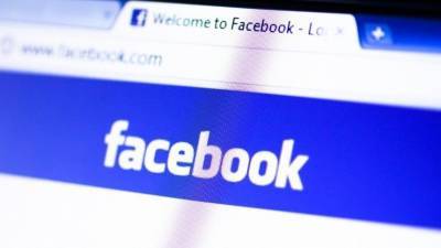 Роскомнадзор потребовал от Facebook разблокировать материалы российских СМИ