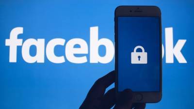 Пушков раскритиковал Facebook за присваивание роли цензора