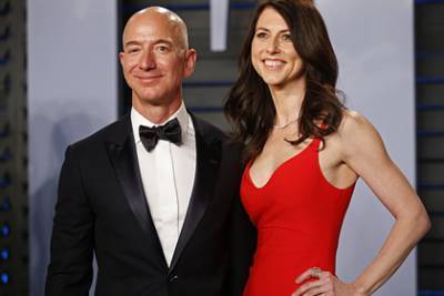 Бывшая жена основателя Amazon вышла замуж за школьного учителя
