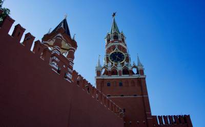 В Кремле заявили, что Россия не занимается критикой западных вакцин от коронавируса