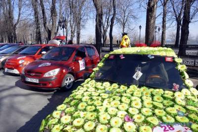 Ралли "Одесса Мама": в Одессе прошел женский автопробег (фото)