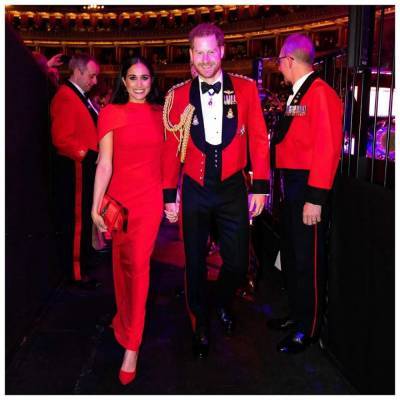 “Спектакль для всего мира”: Принц Гарри и Меган Маркл сыграли тайную свадьбу за три дня до официальной церемонии