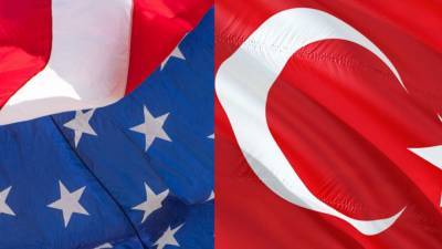 Представитель Эрдогана предупредил США о последствиях санкций против Турции из-за с-400