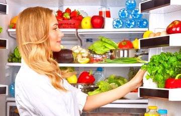 Названы пять продуктов долголетия, которые есть у каждого в холодильнике