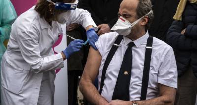 В Италии ждут регистрации российской вакцины "Спутник V" в ЕМА