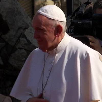 Папа римский Франциск завершил первый в истории апостольский визит в Ирак
