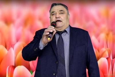 Рязанский депутат исполнил песню в честь праздника 8 Марта