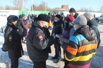 Полиция Северодвинска «обрабатывает» противников застройки квартала 100