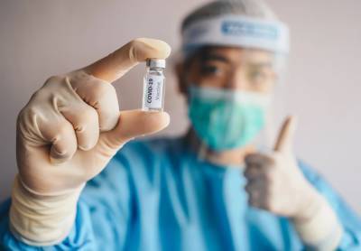 Инфекционист рассказал, кому противопоказано прививаться вакциной Astrazeneca - sharij.net