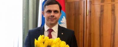 Губернатор Орловской области поздравил женщин с 8 Марта