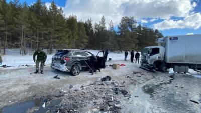 СК занялся делом о гибели семи человек в ДТП под Самарой