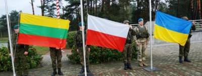 Белоруссию тащат в тройственный антирусский союз