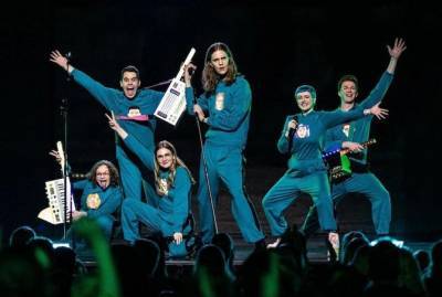 Кто на "Евровидении-2021" споет: литовские тусовщики, семейный подряд из Исландии и болгарская Билли Айлиш