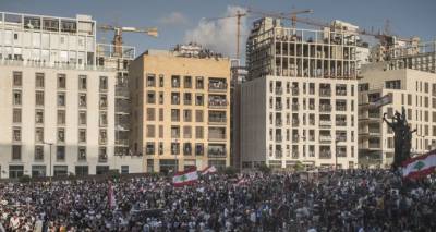 В Ливане протестующие перекрыли трассы