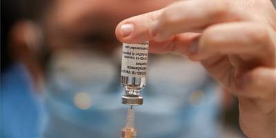 Десятки миллиардов ущерба и второй несостоявшийся турсезон: названы последствия срыва вакцинации в Евросоюзе