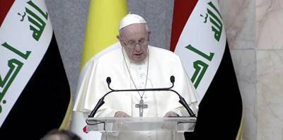 Папа Римский выступил в Ираке, призвав уважать и оберегать женщин
