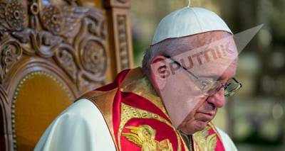 "Пусть им уделяют внимание": Папа Римский призвал защищать женщин