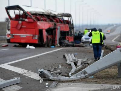 ДТП с украинским автобусом в Польше: два человека остаются в тяжелом состоянии