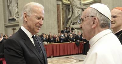 Байден прокомментировал визит Папы Римского в Ирак: назвал историческим и желанным