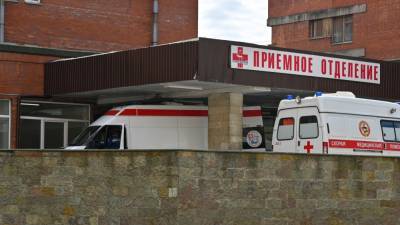 Шесть человек пострадали при лобовом столкновении машин в Севастополе
