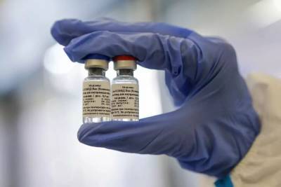 Италия в июле начнет массовое производство вакцины «Спутник V»