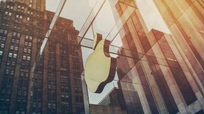 Компания Apple намерена выпустить в продажу очки виртуальной реальности в 2025 году