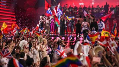 Певица Манижа представит Россию на Евровидении в Роттердаме