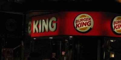 Пользователи Twitter раскритиковали Burger King из-за скандального твита в честь 8 марта - ТЕЛЕГРАФ
