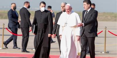 Байден назвал историческим визит Папы Римского в Ирак