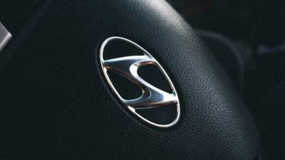 Hyundai показал новый кроссовер с "мягким гибридом" для рынка Европы