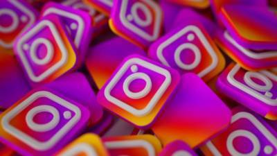 Пользователям Instagram объяснили, чьи фото не стоит публиковать