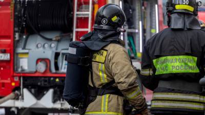 Пожарные спасли 16 человек при возгорании в доме на северо-востоке Москвы