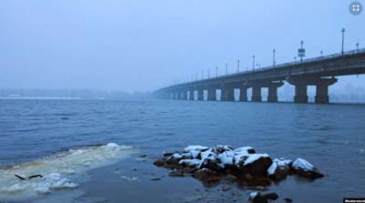 Холодный атмосферный фронт принесет в Украину мокрый снег и заморозки