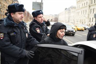 Художница Катрин Ненашева, задержанная в Петербурге, вышла на свободу