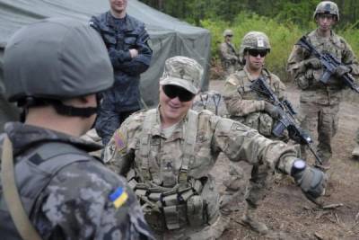 Эксперт: в Киеве сделают все, чтобы втянуть США и НАТО в войну в Донбассе