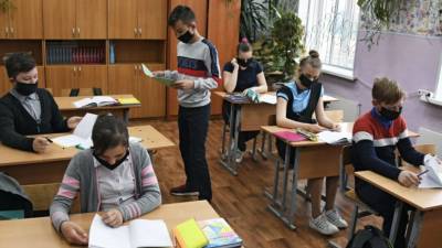 В Минпросвещения заявили о планах начать учебный год 1 сентября
