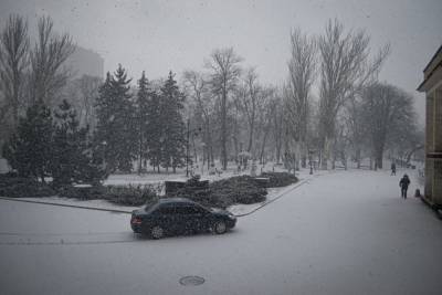 Территорию ДНР заметает снегом