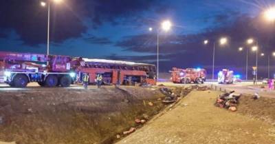 Василий Павлюк - В больницах Польши остается 24 пострадавших в ДТП с автобусом - delo.ua - Херсон
