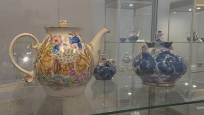 Белорусские фарфоровые чайники впервые представлены в историческом музее