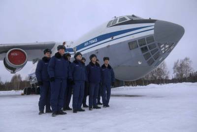 В Твери курсанты Военно-воздушной академии изучали особенности тяжелых Ил-76