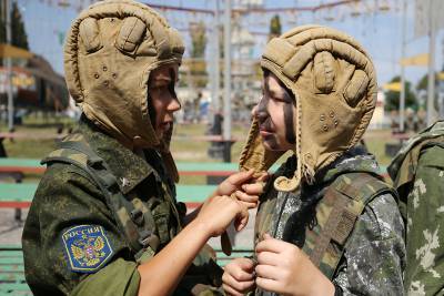 Собянин открыл военные сборы школьников в парке "Патриот"