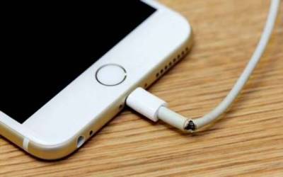 Apple запатентует зарядной кабель, который не ломается: как он выглядит и когда поступит в продажу