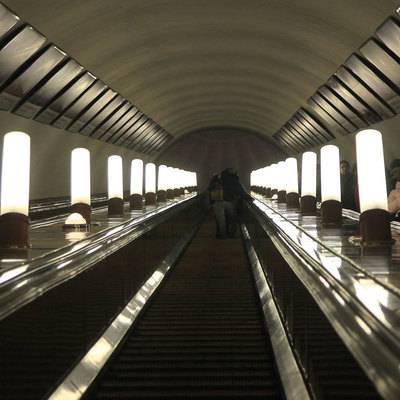 Самый длинный эскалатор в московском метро установят на БКЛ "Марьина Роща"
