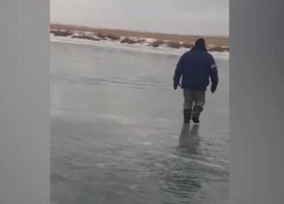 Повезли троих детей на рыбалку: в Приморье вся семья погибла в ушедшей под лед машине