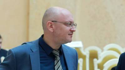 Депутата Резника задержали при обыске в подпольной нарколаборатории