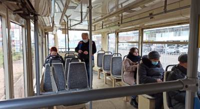 Троллейбус застрял намертво: ярославцы рассказали о транспортном коллапсе в городе