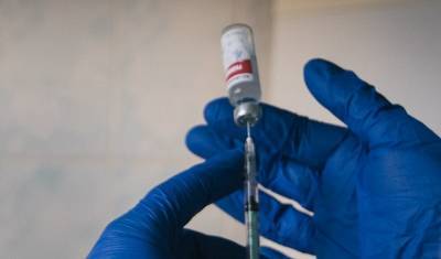 Российскую вакцину "Спутник V" станут производить в Италии