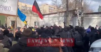 Сторонники Антоненко блокировали столичный суд