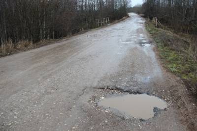Дорогу в Печорском районе отремонтируют за 26 млн рублей